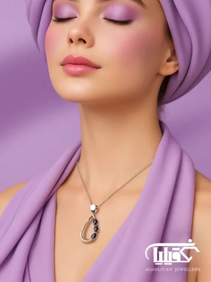 گردنبند طرح قطره یاقوت کبود و برلیان کد 2601